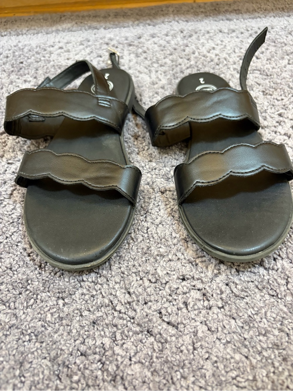 wonder nation Black Scalloped Double-Strap Girls' Sandals